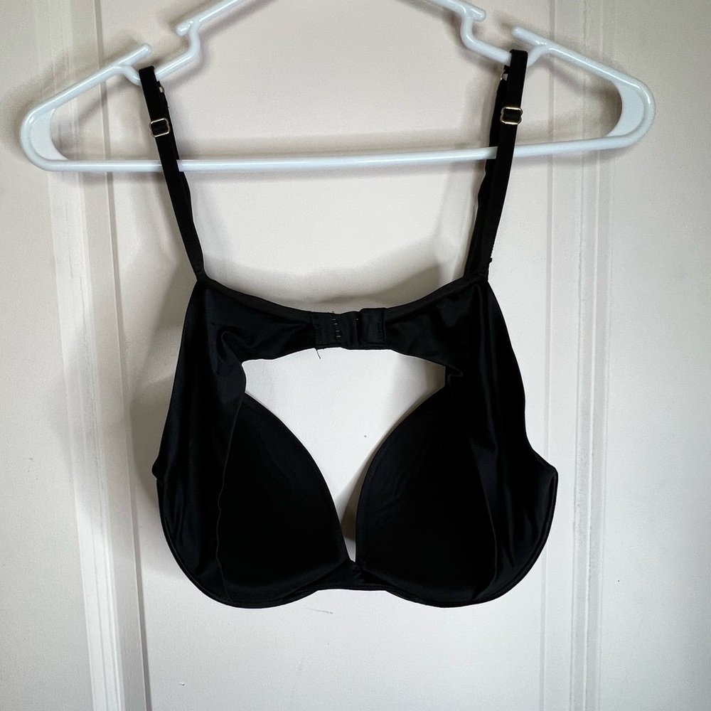 Victorias Secret plunge push up bra 34 B